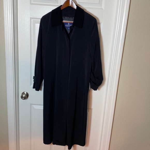London Fog Black Trench Coat Stella removable lining Limited Edition Size 8 - Picture 1 of 13
